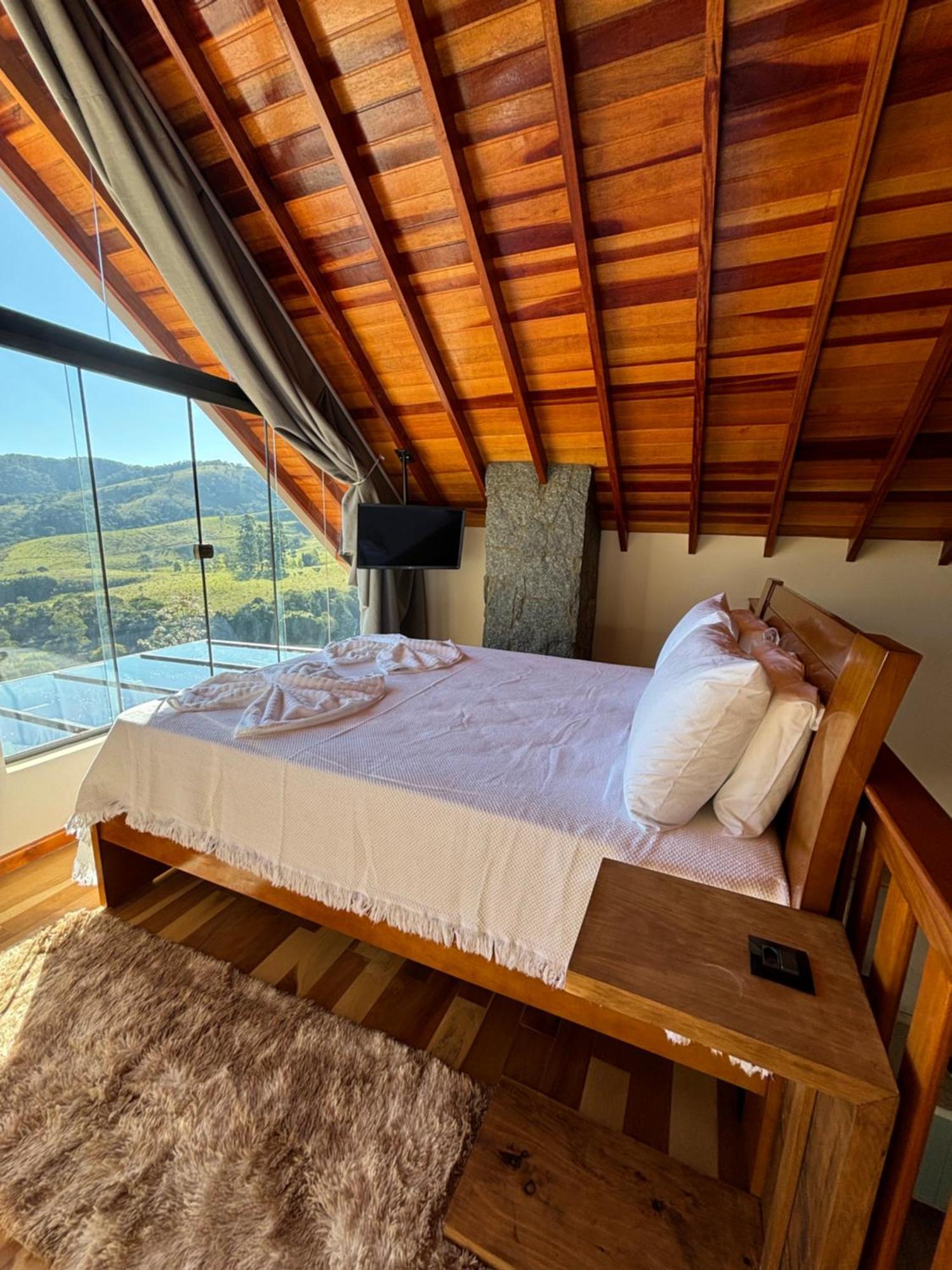 Holiday home Chale Pedra Miracema